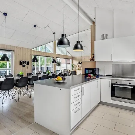 Holiday home 7 Bedroom Cozy In Sydals